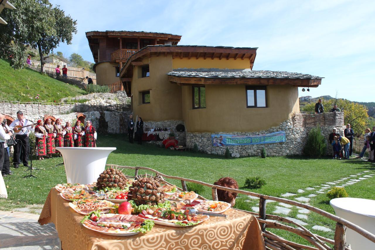 Eco Village Under The Cliffs Ilindentsi Exterior photo